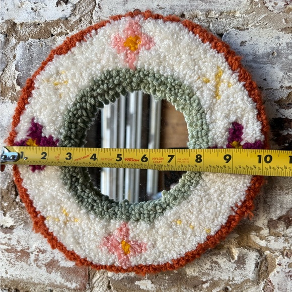 Handmade Tufted Mirror - Picture 4 of 7